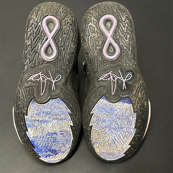 Nike Kyrie Infinity GS Basketball Shoes Black Metallic Silver – Size 7Y - Picture 7 of 7